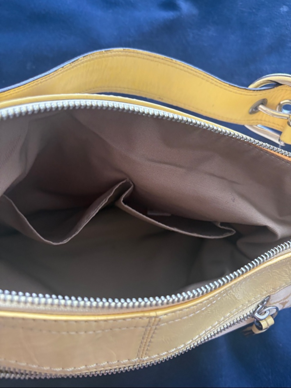 Vintage Y2K Coach Lemon Yellow Jacquard Patent Shoulder Hobo Bag - Picture 11 of 12